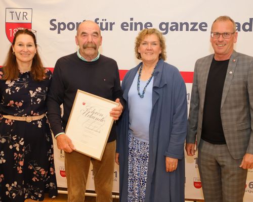 Mitglieder-Rekord und zwei neue Ehrenmitglieder